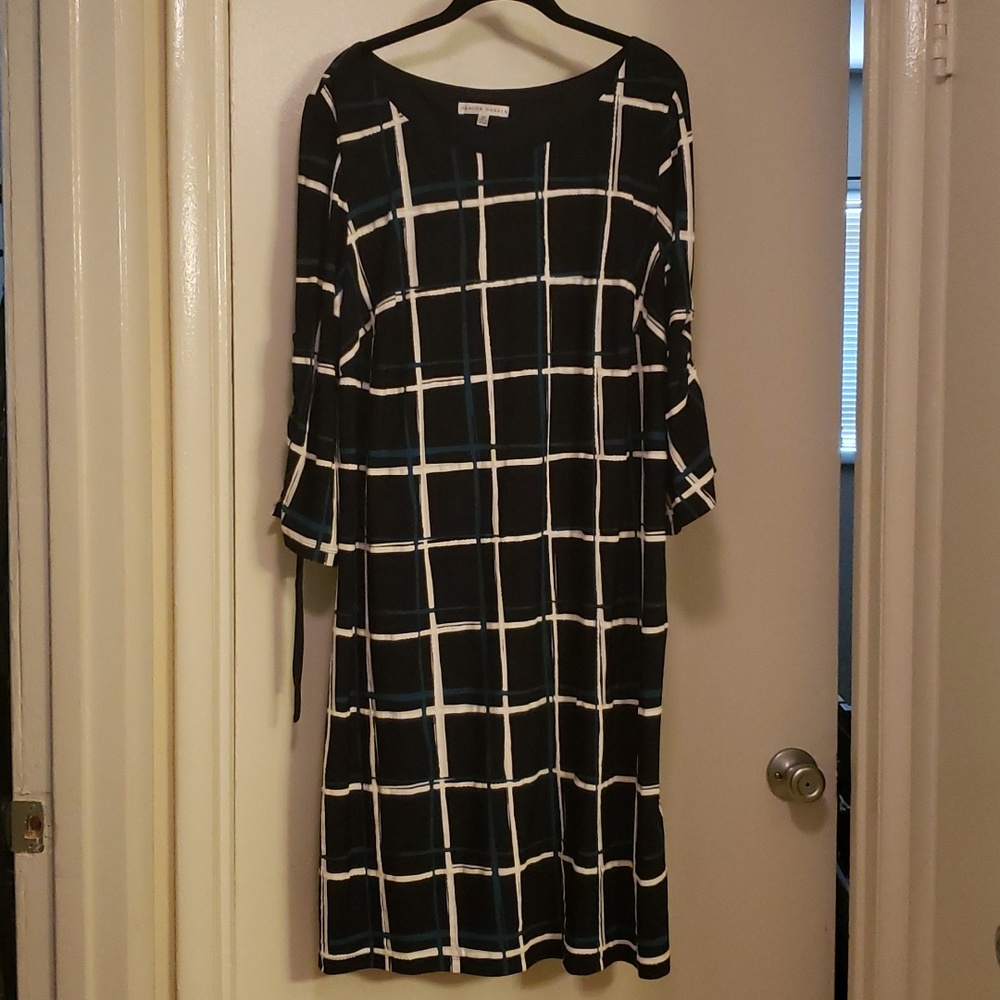 Navy dress w teal and white striped print. 3/4 sleeves w drawstring to shorten